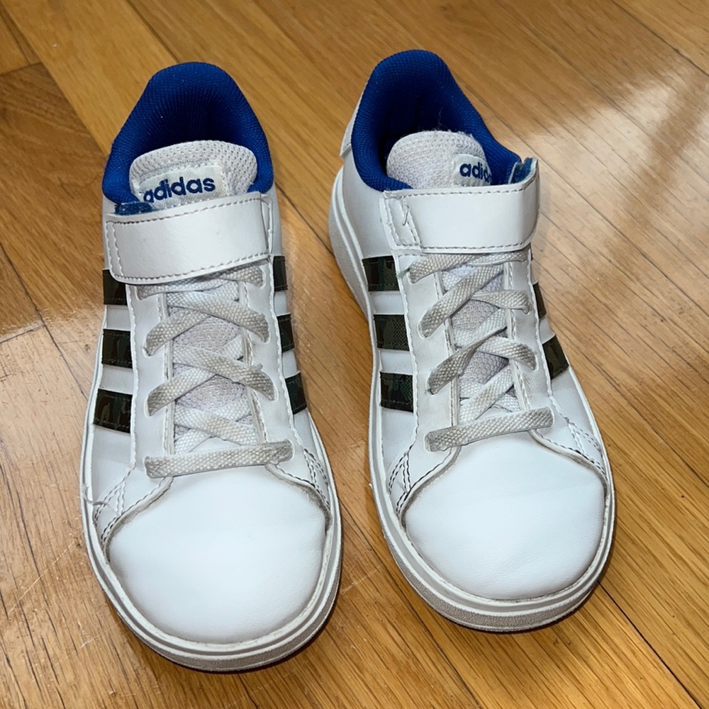 adidas White Kids Sneakers with Blue Lining and Black Stripes